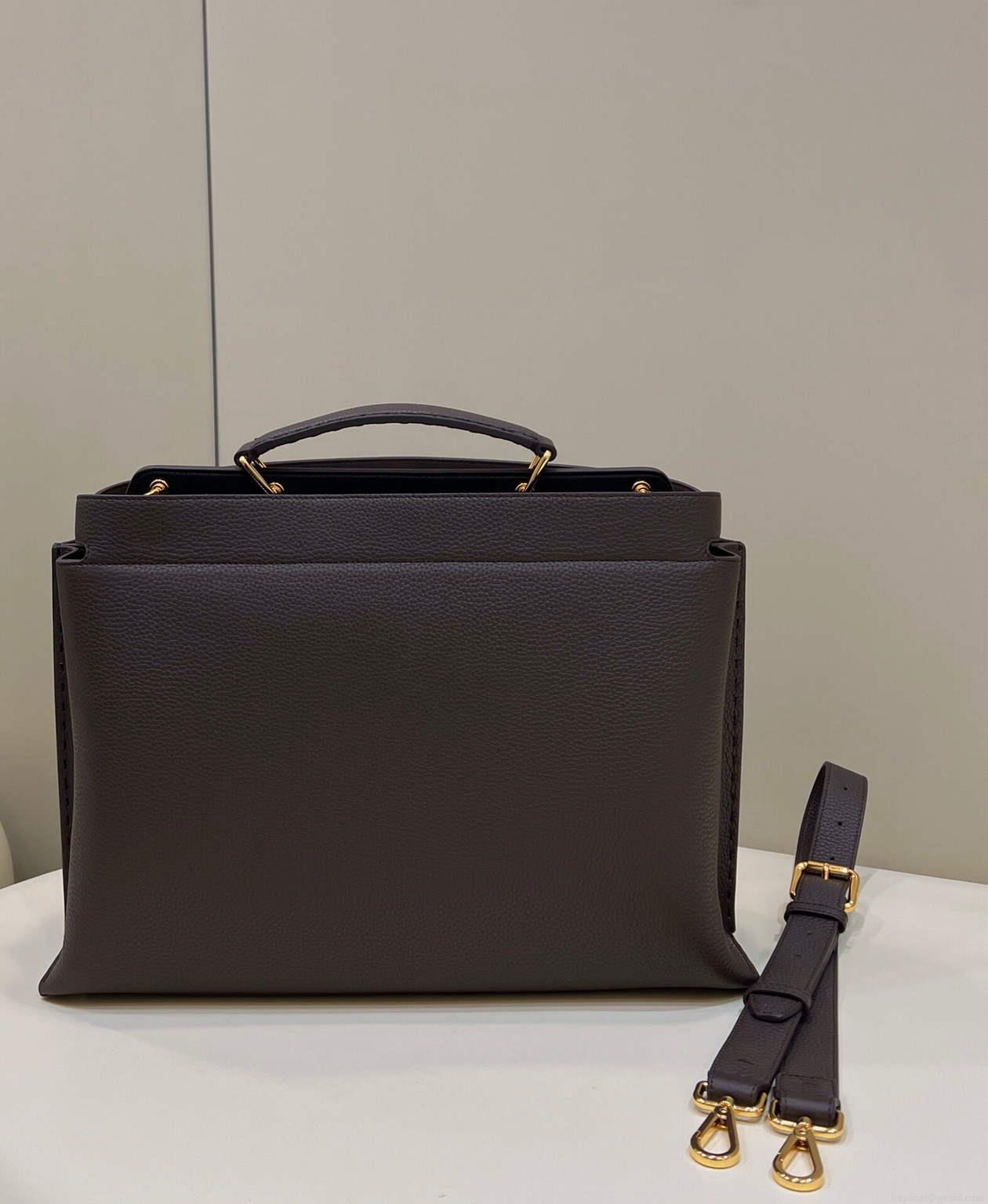 Fendi 7VA529 Peekaboo ISeeU Medium Brown Leather Bag