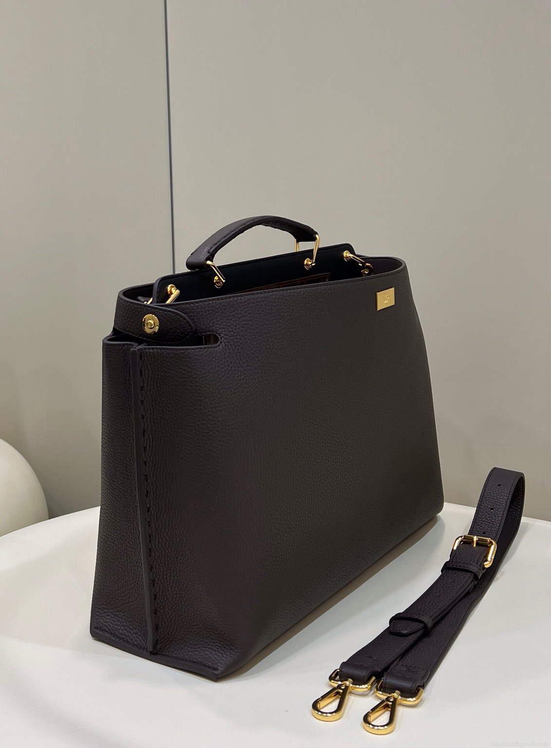 Fendi 7VA529 Peekaboo ISeeU Medium Brown Leather Bag