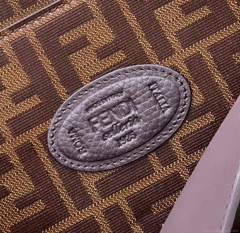 Fendi 7VA529 Peekaboo ISeeU Medium Brown Leather Bag