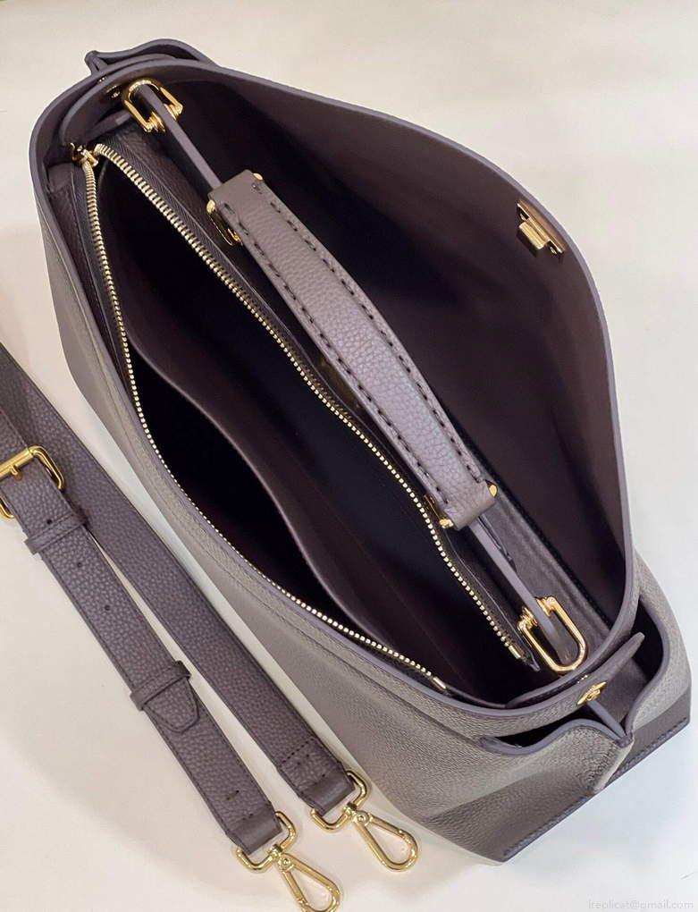 Fendi 7VA529 Peekaboo ISeeU Medium Brown Leather Bag