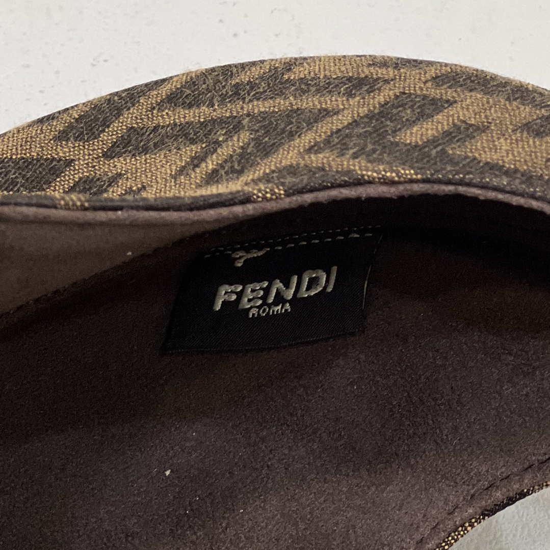 Fendi 8BS065 Fendi Cookie Brown leather mini Croissant bag 8556