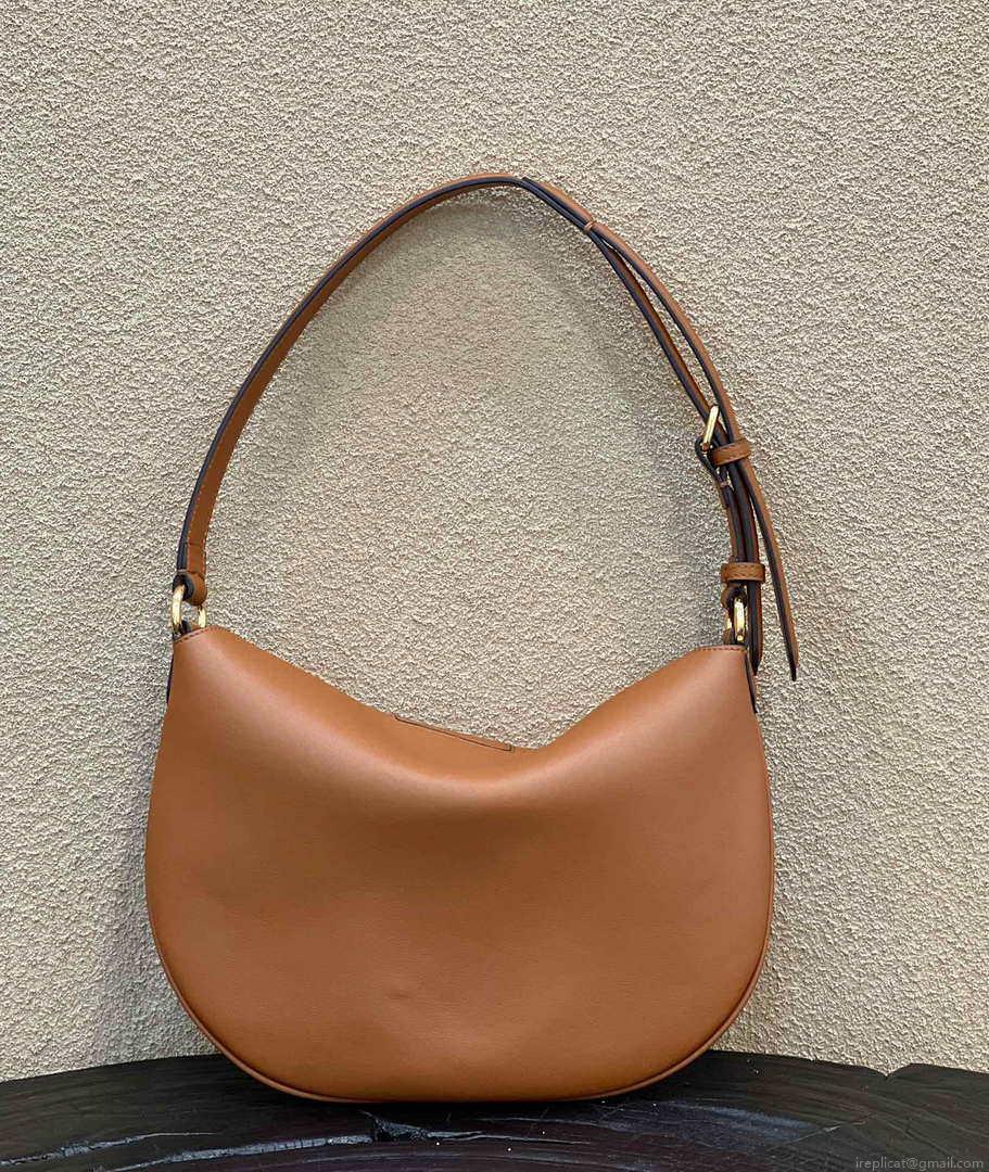 Fendi 8BS069 Fendi Brown Leather Croissant bag 8373