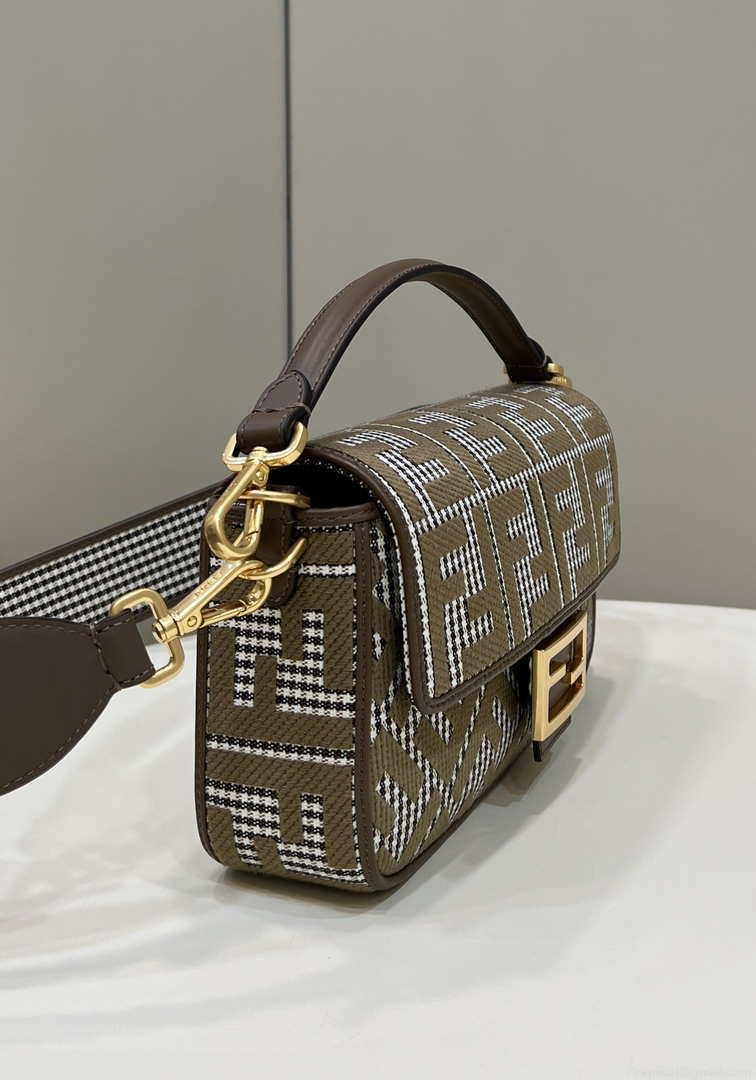 Fendi 8BR600 Baguette Brown houndstooth wool bag with FF embroidery