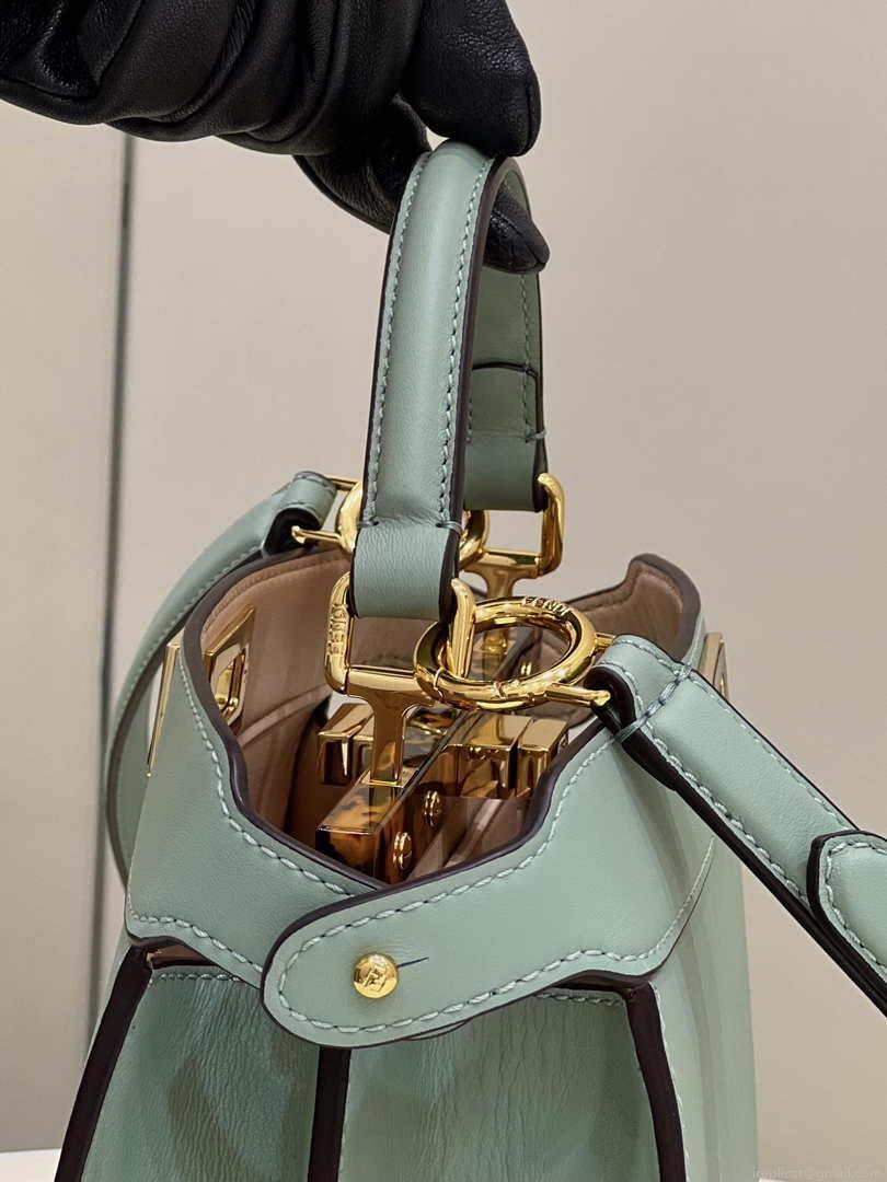 Fendi 8BN327 Peekaboo ISeeU Small Green leather bag