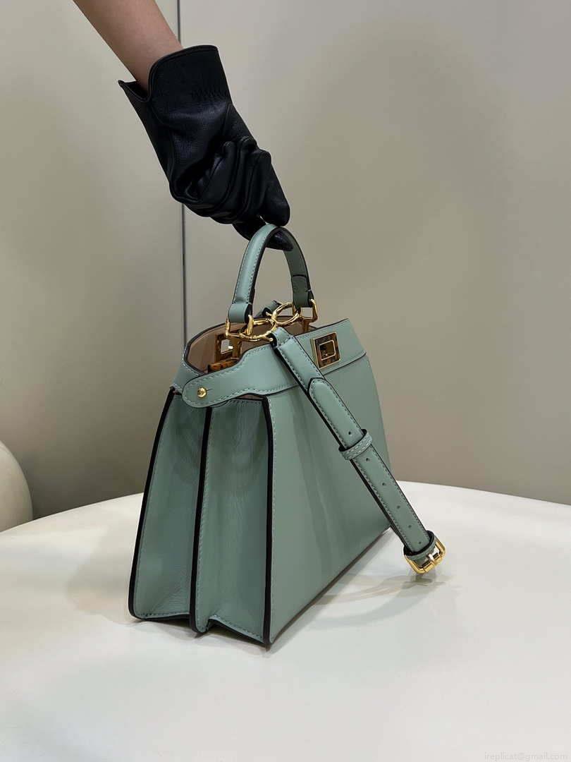 Fendi 8BN327 Peekaboo ISeeU Small Green leather bag