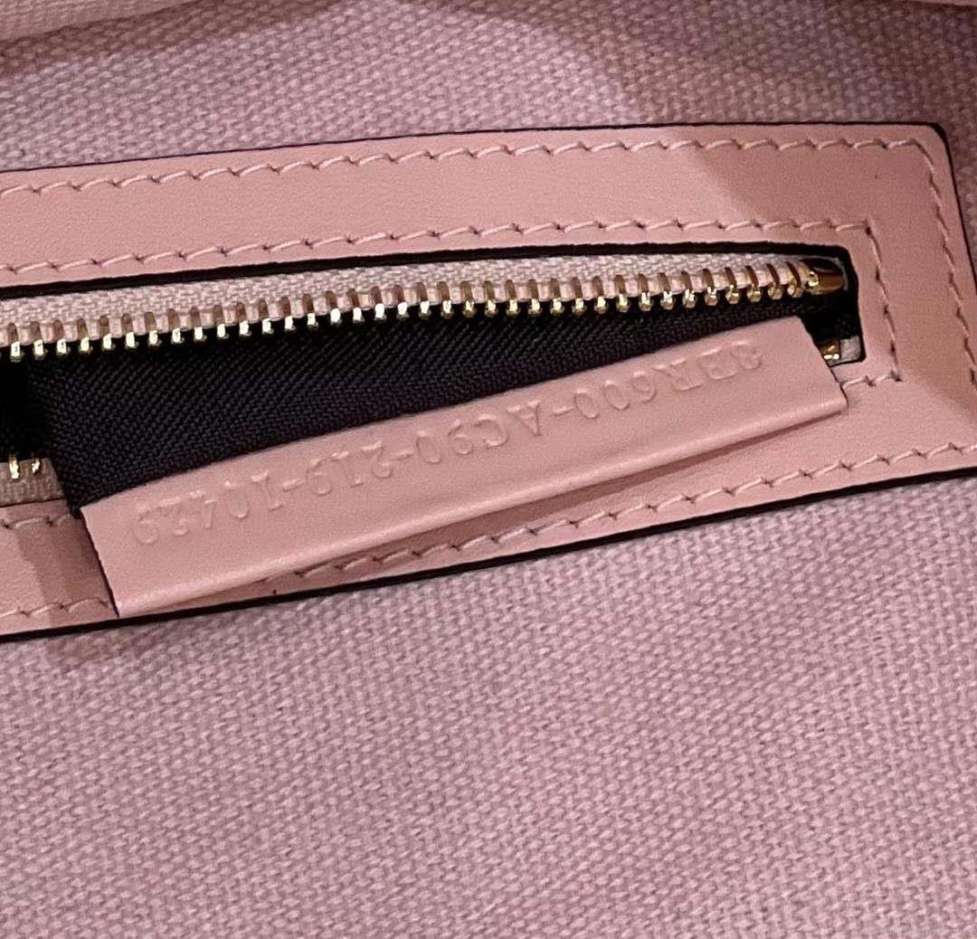 Fendi 8BR600 Baguette Medium bag with FF embroidery 8598 Pink