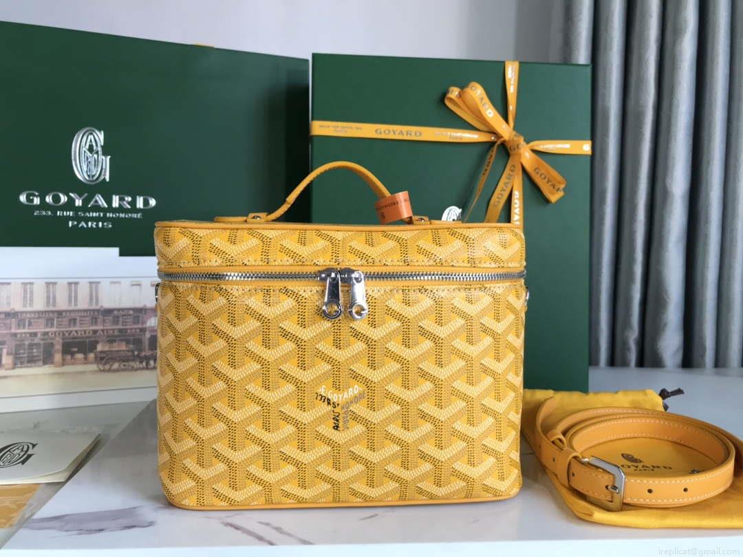 Goyard MUSEVAPMLTY01CL03P Muse Vanity Case PM Bag Yellow