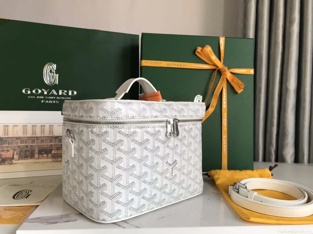 Goyard MUSEVAPMLTY01CL03P Muse Vanity Case PM Bag White