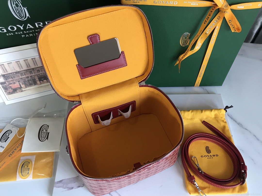 Goyard MUSEVAPMLTY01CL03P Muse Vanity Case PM Bag Red