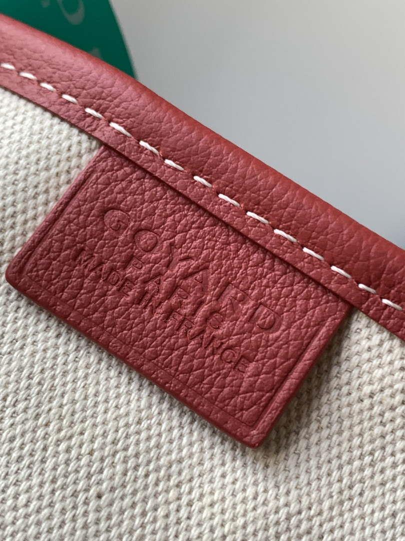 Goyard POICLAPMLTY11CL61P Poitiers Claire Voie Bag Red