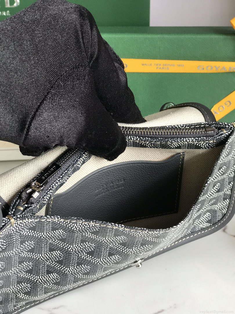 Goyard PLUMETPMLTY50CL50P Portefeuille Plumet Pocket Wallet Gray