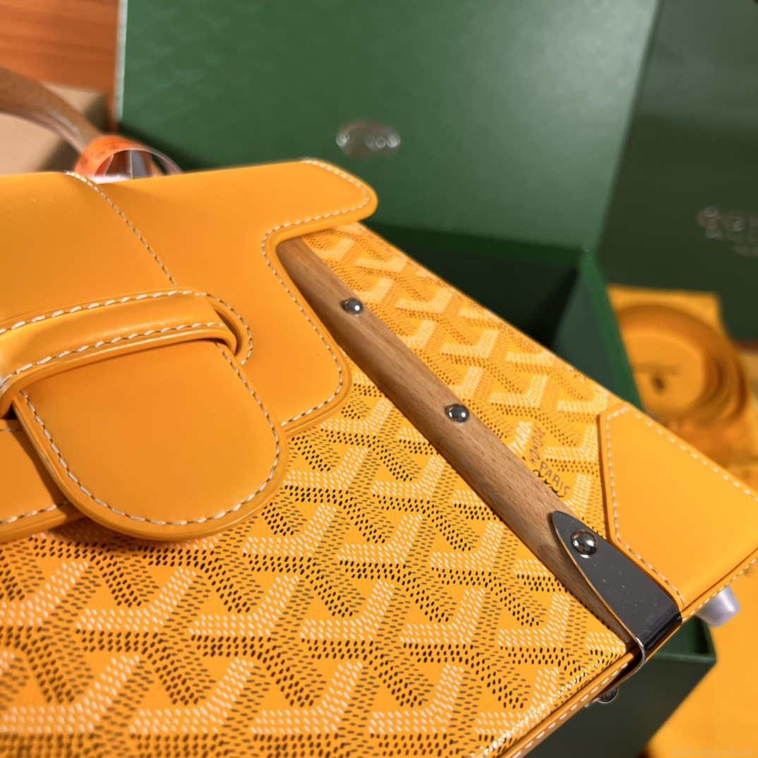 Goyard Sac Saigon Pm Bag BPMLTY07CL07P Yellow