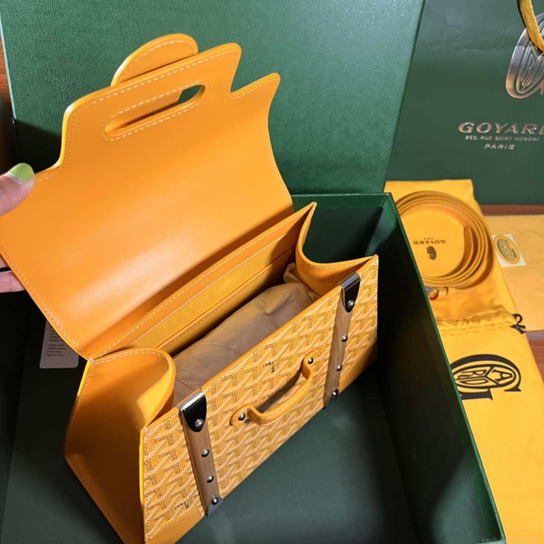 Goyard Sac Saigon Pm Bag BPMLTY07CL07P Yellow