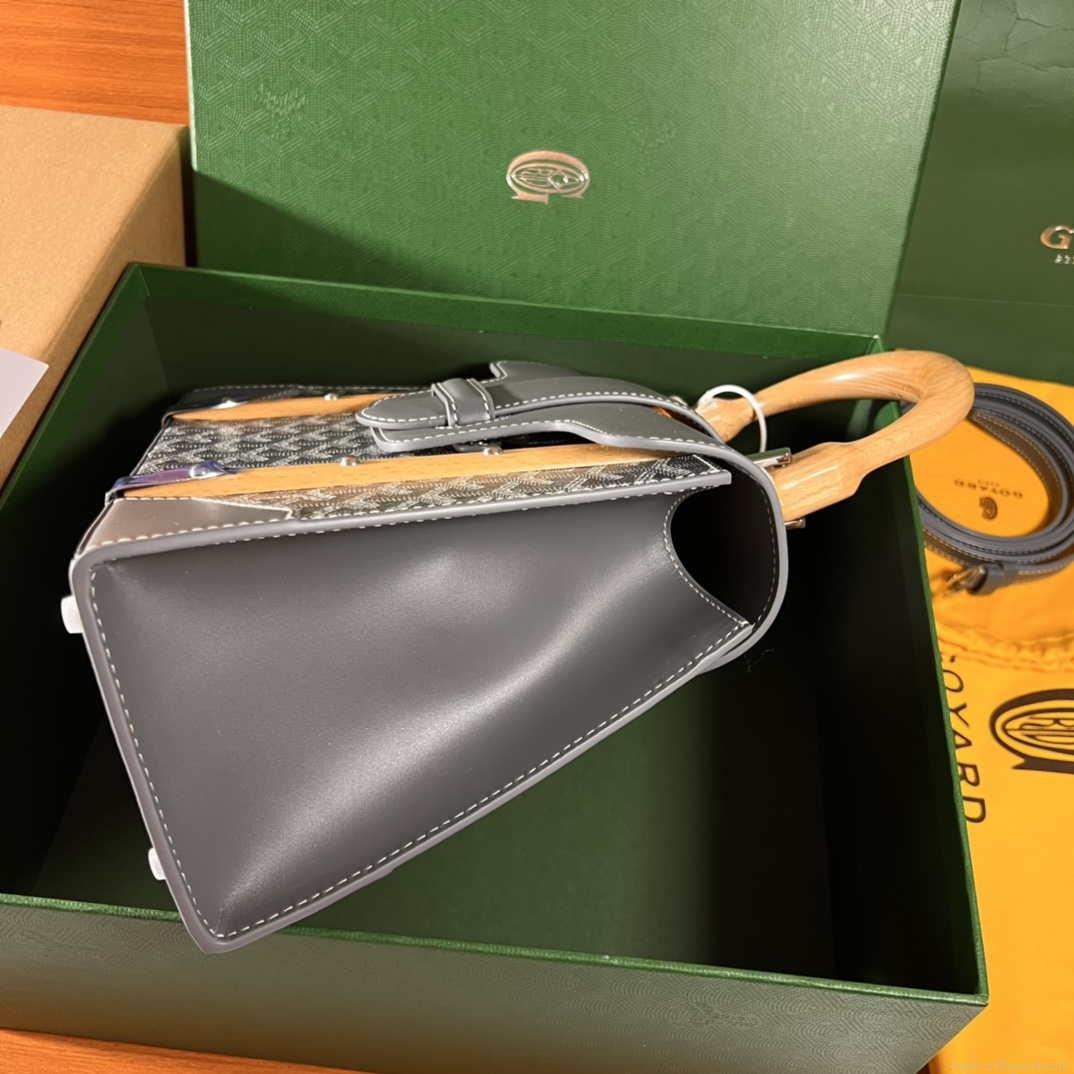 Goyard BPMLTY07CL07P Sac Saigon Pm Bag Gray