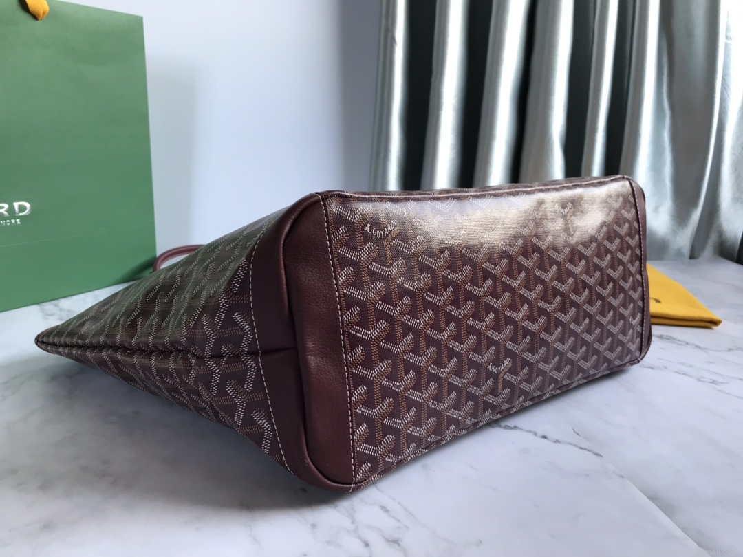 Goyard MMLTY01CL03P Artois MM Bag Wine Red