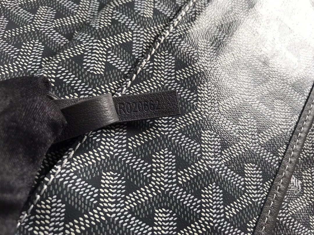 Goyard GMLTY01CL03P Saint Louis GM Bag Grey