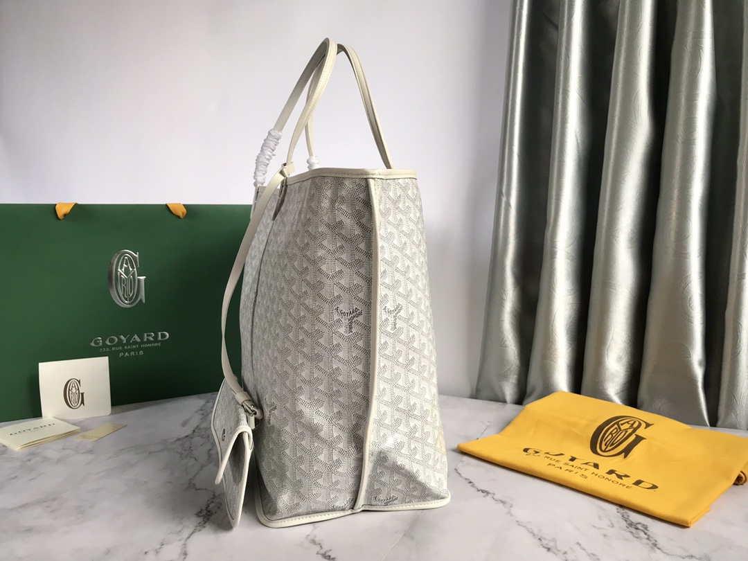 Goyard GMLCG09TY09P Anjou GM Bag White