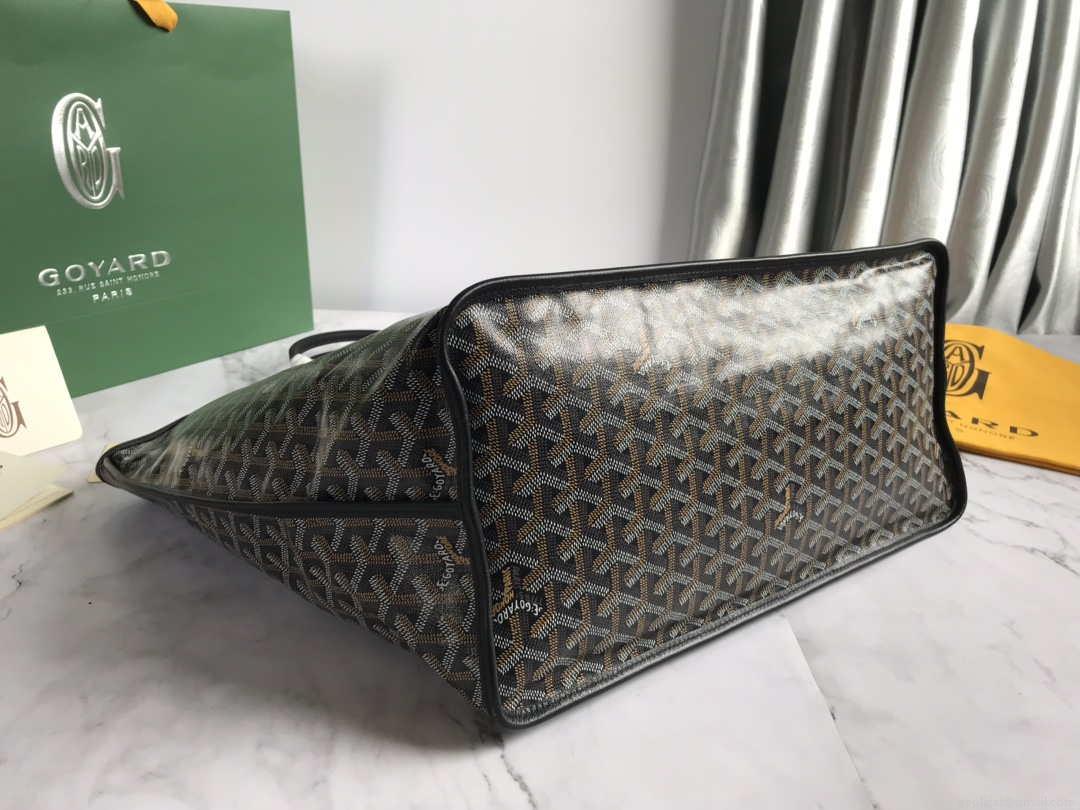 Goyard GMLCG09TY09P Anjou GM Bag Black with Brown