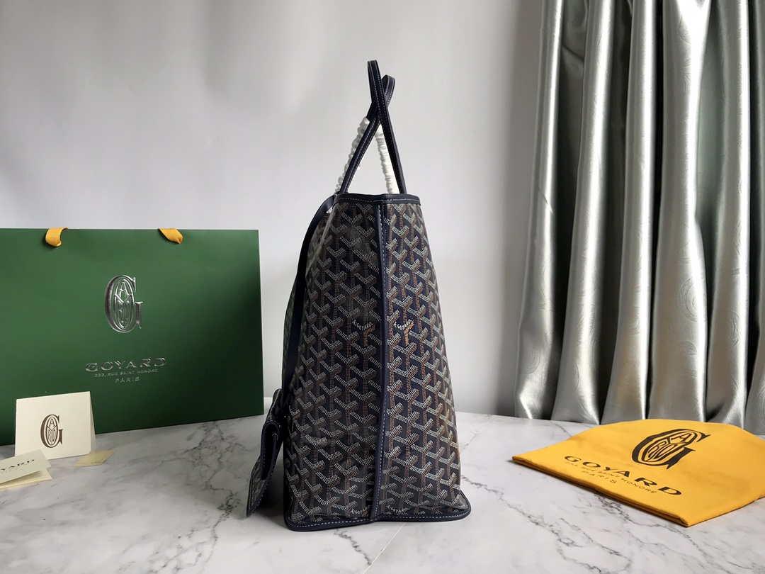 Goyard GMLCG09TY09P Anjou GM Bag Navy Blue