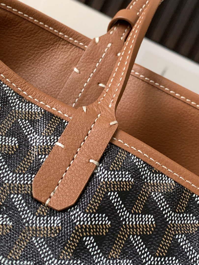 Goyard ANJOUSPMLCG03TY01P Anjou PM Bag Black and Tan