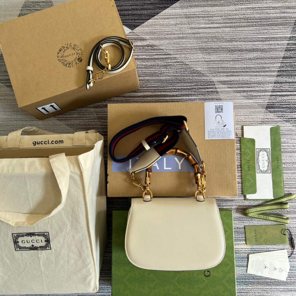 Gucci 675797 Bamboo1947 small top handle bag White