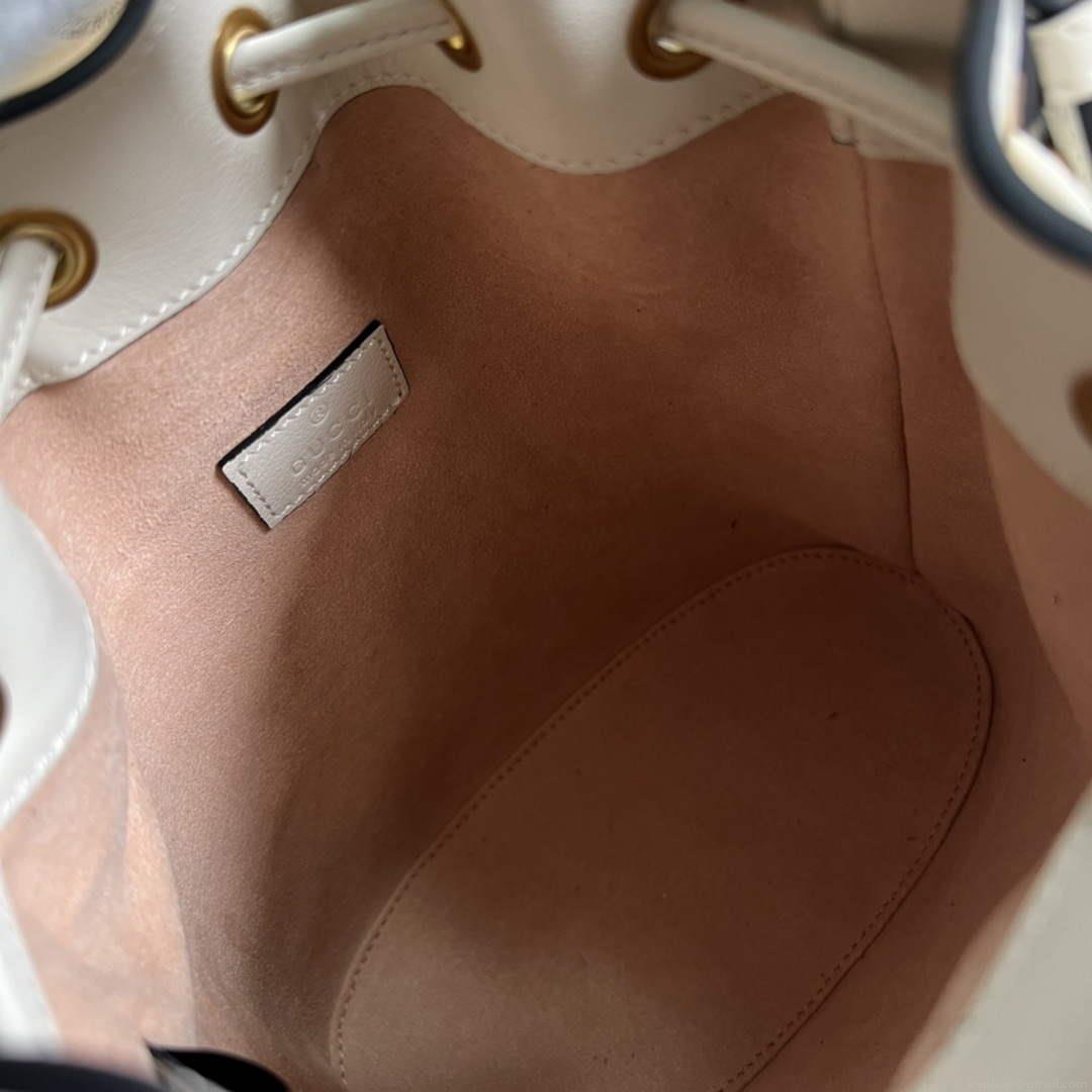 Gucci 724667 Diana Mini Bucket Bag White