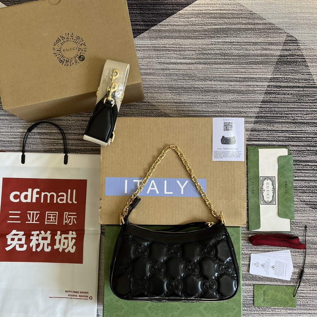Gucci 735049 GG Matelassé Handbag Black