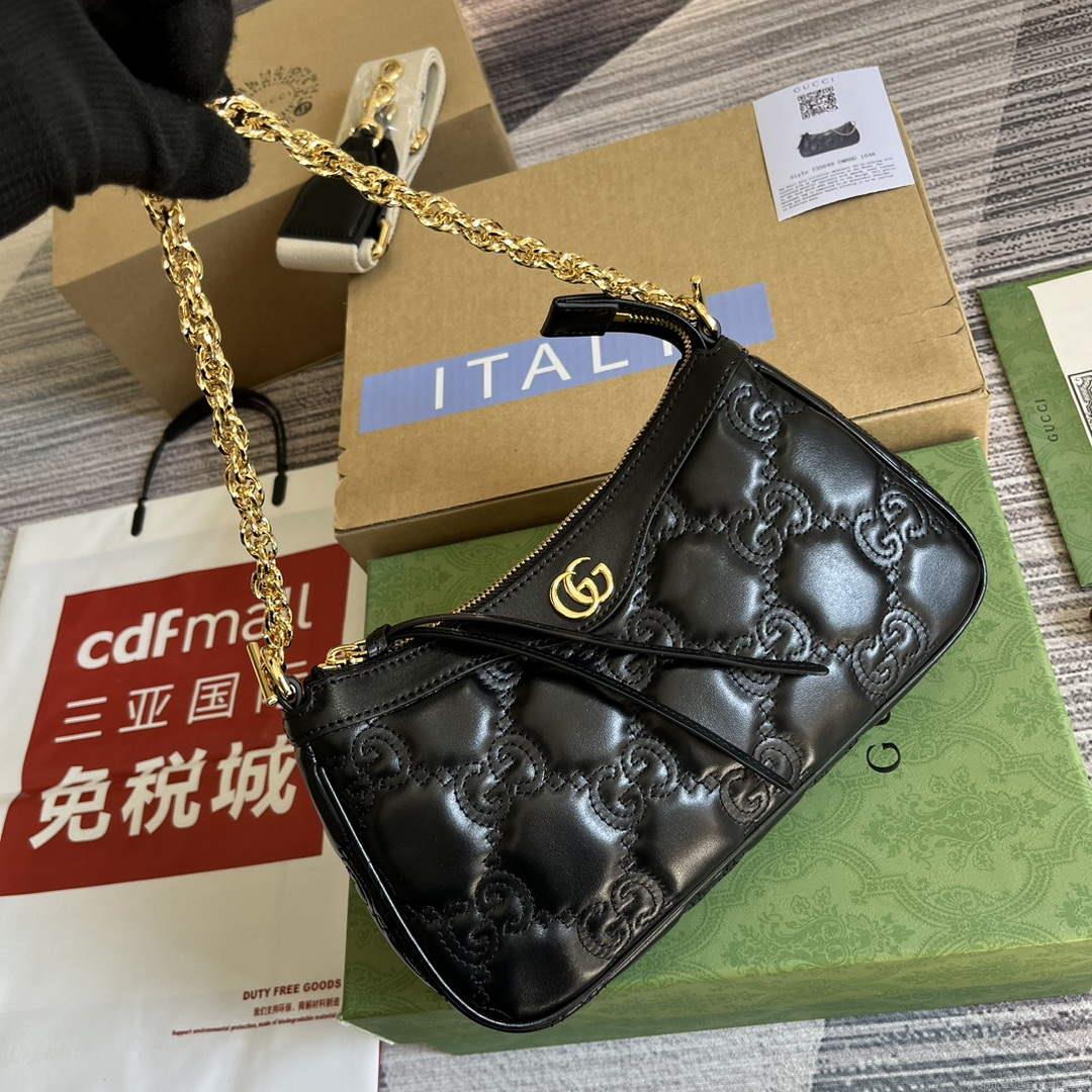 Gucci 735049 GG Matelassé Handbag Black