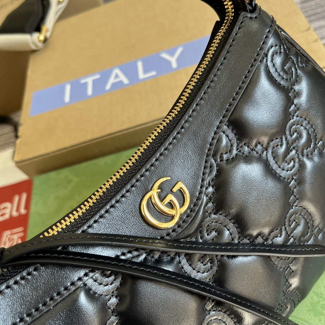 Gucci 735049 GG Matelassé Handbag Black
