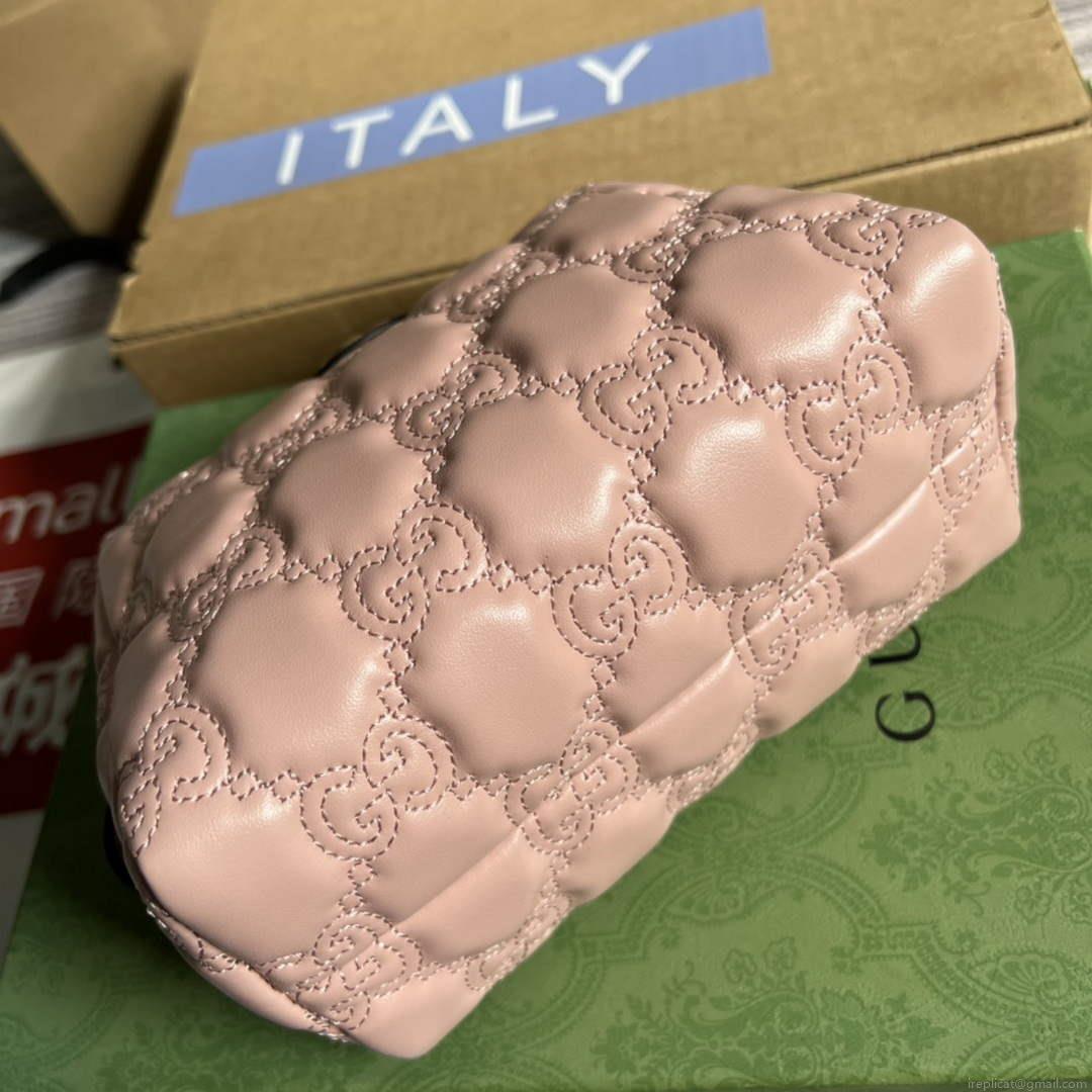Gucci 726047 GG Matelassé Beauty Case Pink