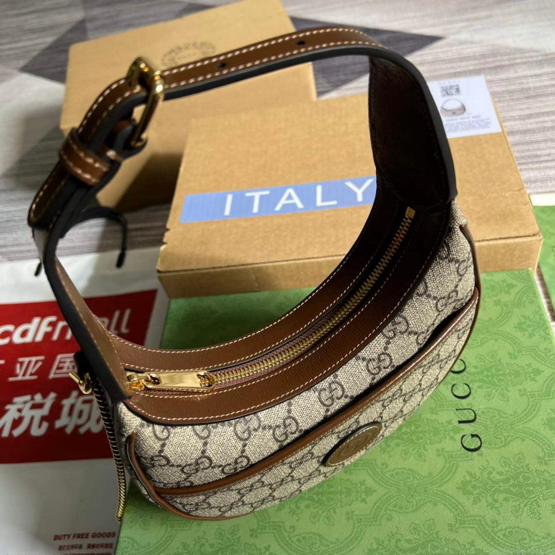 Gucci 726843 Half-moon-shaped mini bag with Interlocking G Brown