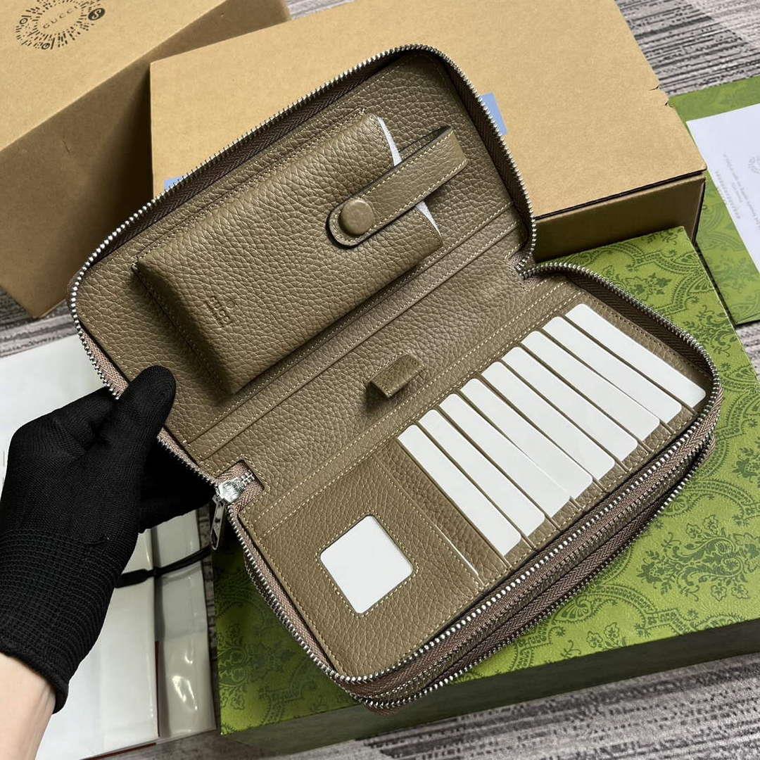 Gucci 751760 Jumbo GG Travel Document Case Grey
