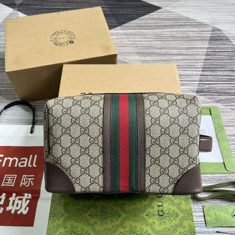 Gucci 739391 Gucci Savoy Toiletry Case Brown