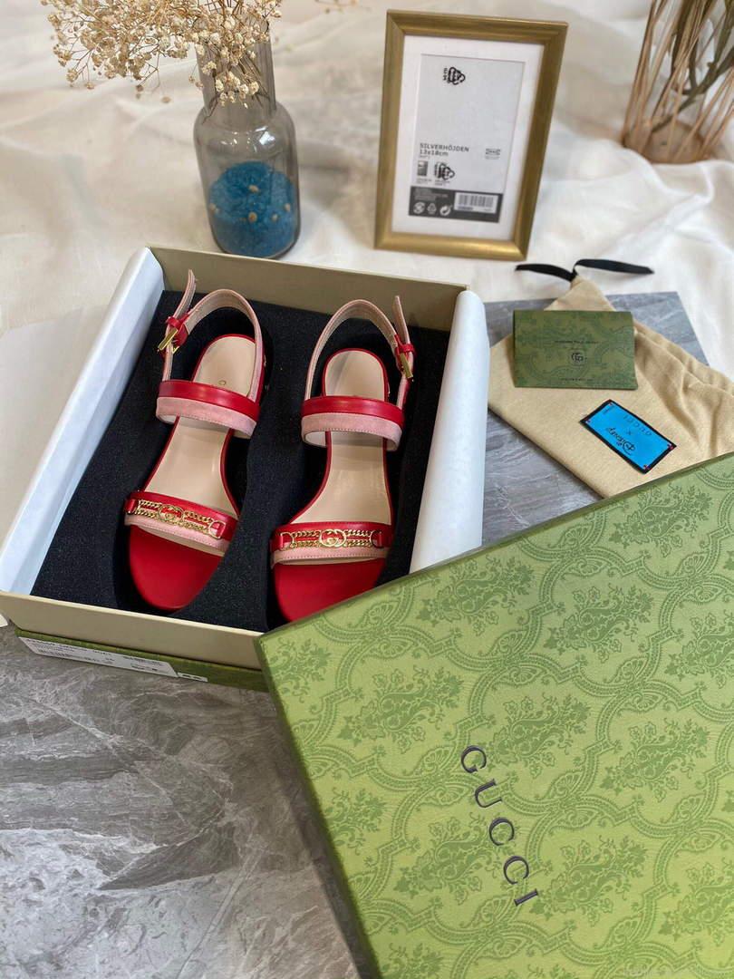 Gucci 655409 Women’s Sandal With Chain-Shaped Heel Leather Red