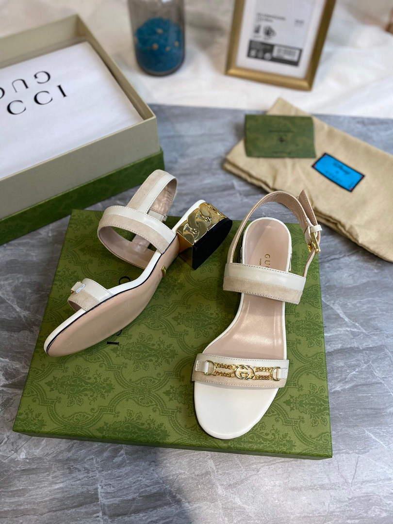 Gucci 655409 Women’s Sandal With Chain-Shaped Heel Leather White
