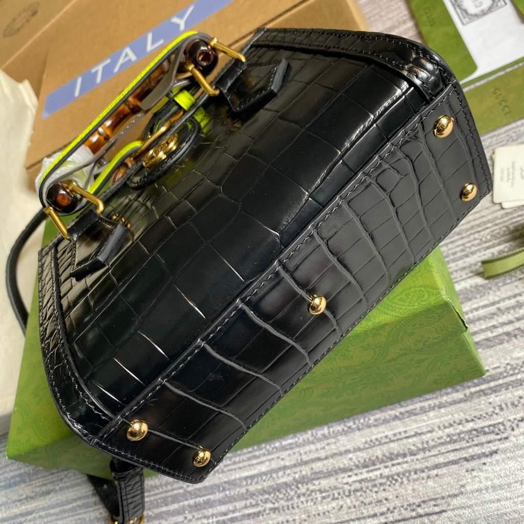 Gucci Diana Mini Tote Bag Crocodile LeatherTop Handle Bag Gucci ‎655661 Black