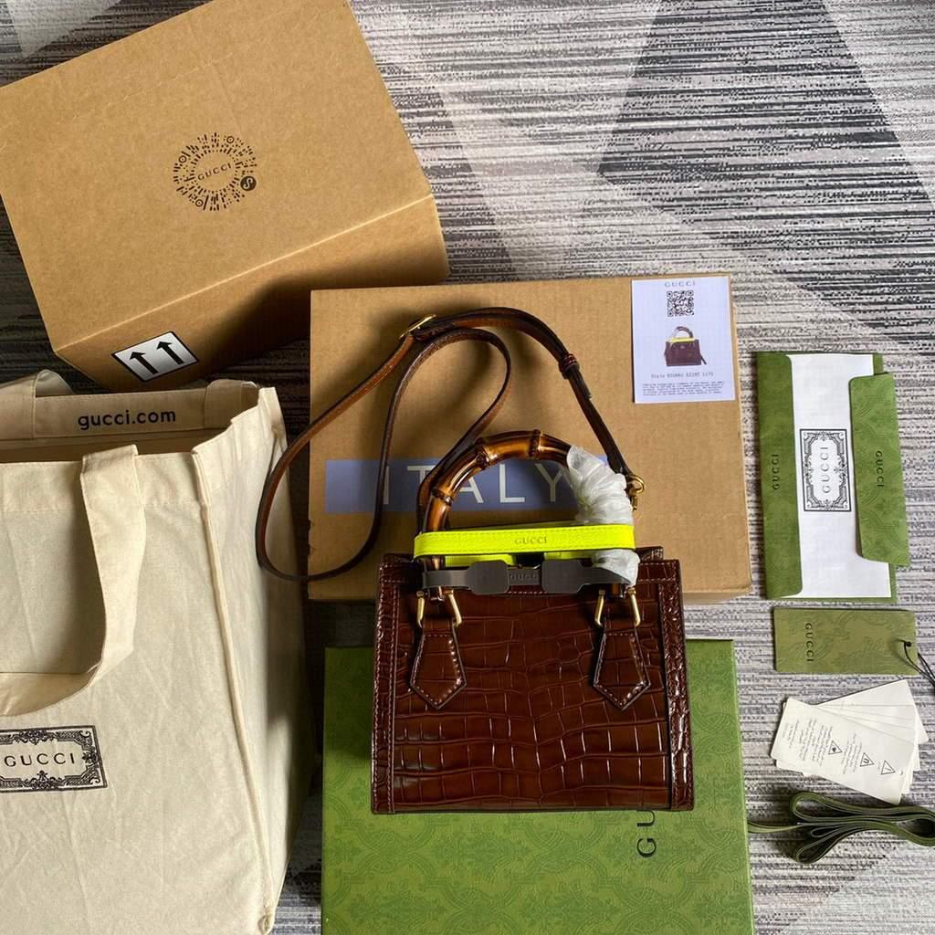 Gucci Diana Mini Tote Bag Crocodile LeatherTop Handle Bag Gucci ‎655661 Brown