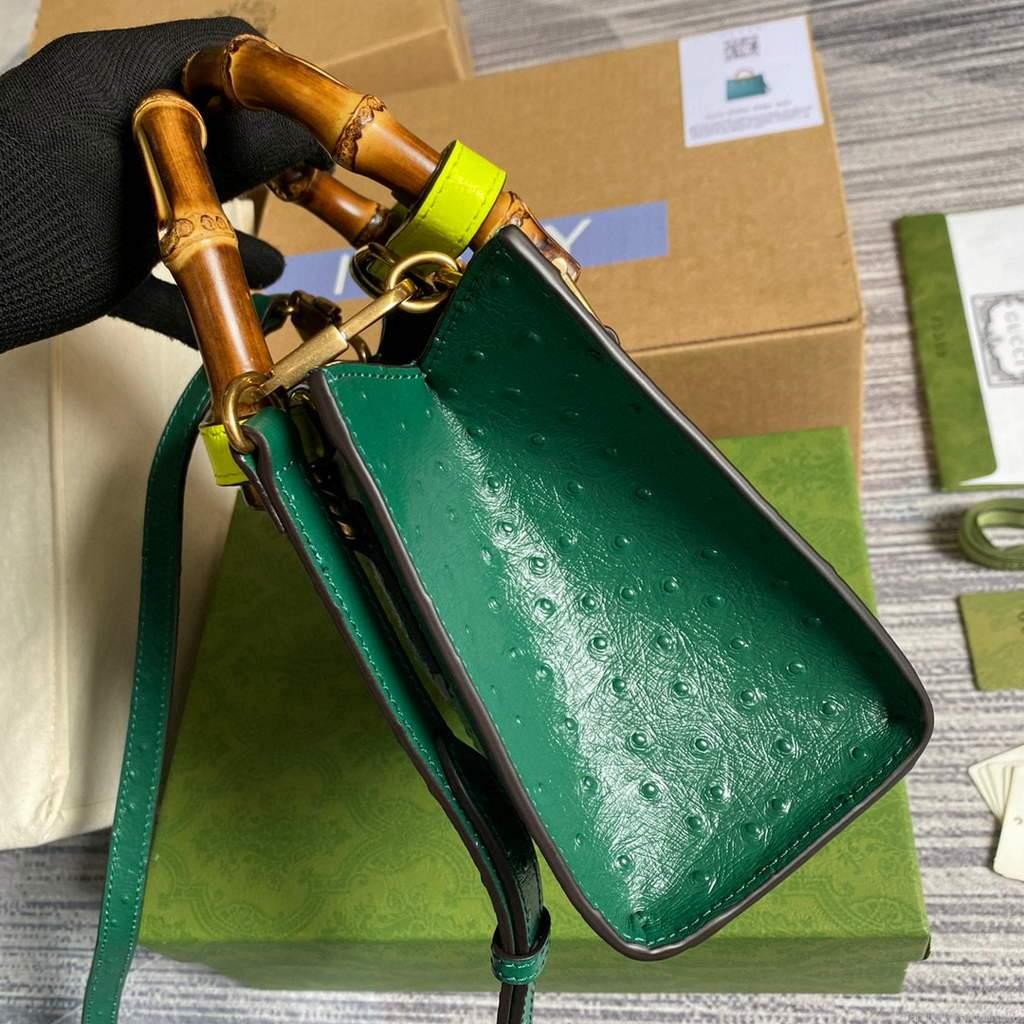Gucci Diana Mini Tote Bag Ostrich LeatherTop Handle Bag Gucci ‎655661 Green