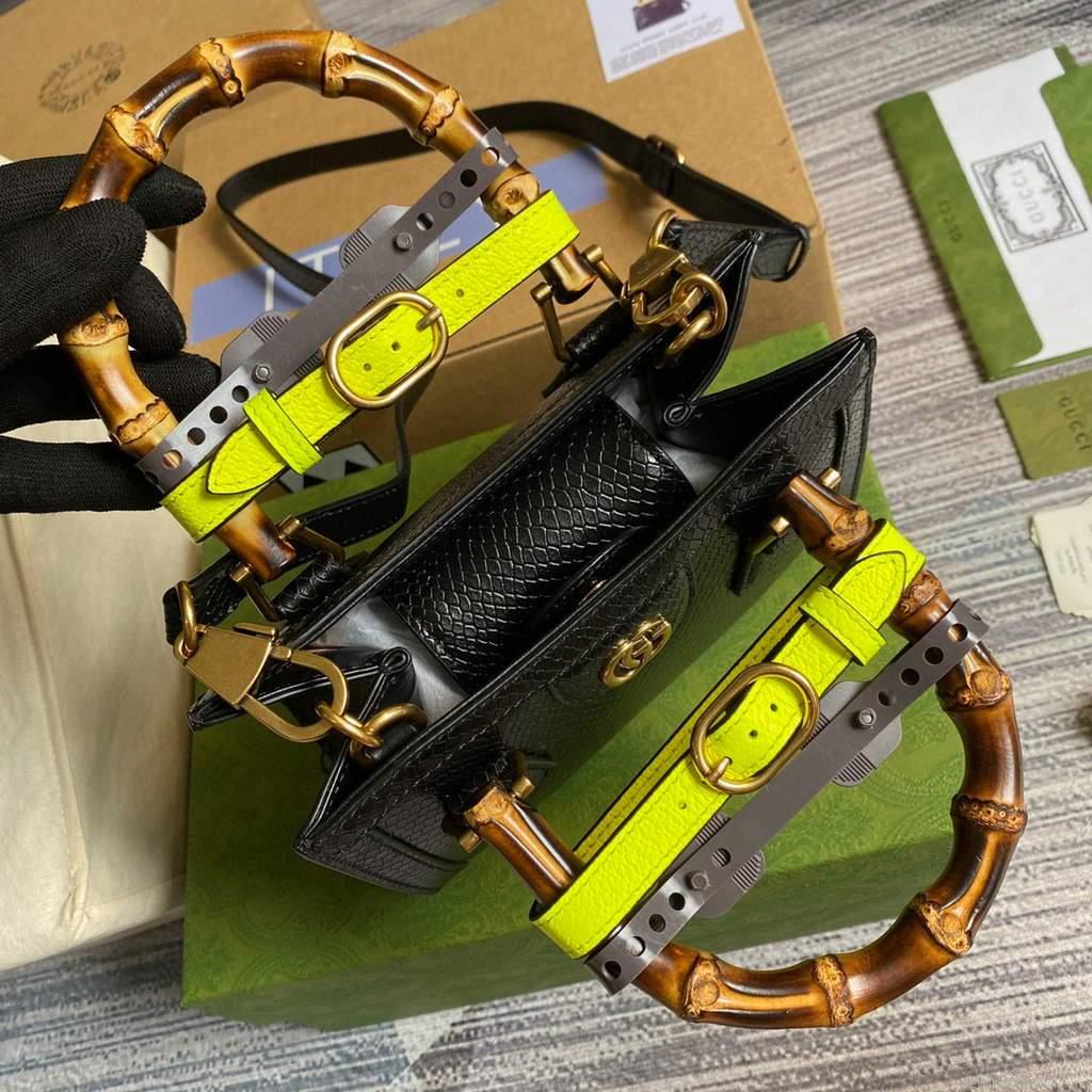 Gucci Diana Mini Tote Bag Snake Top Handle Bag Gucci ‎655661 Black