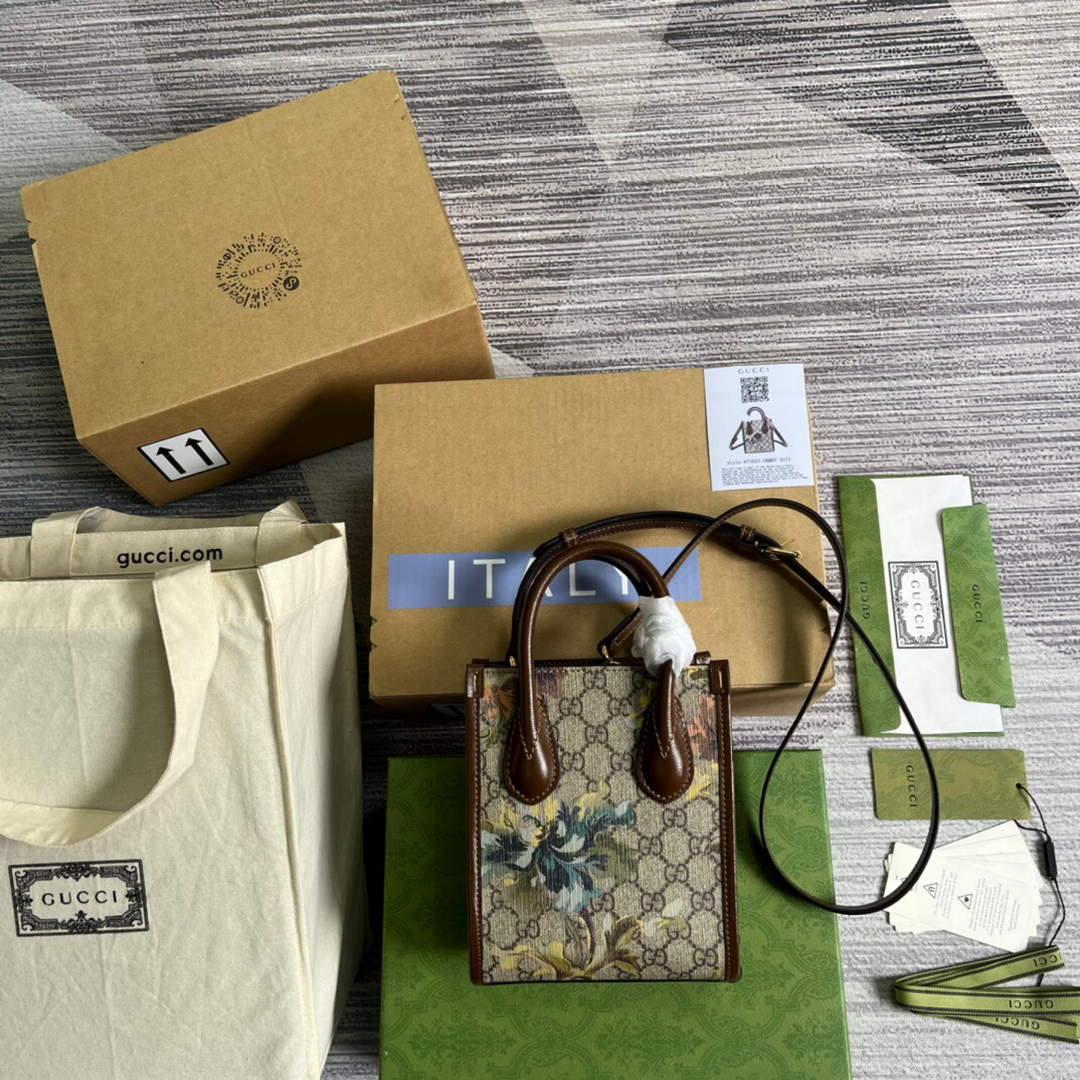 Gucci 671623 Mini Tote Bag With Lnterlocking G Brown