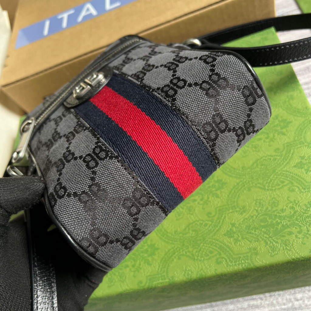 Gucci 680129 Gucci x Balenciaga The Hacker Project Shoulder Zip Bag Black
