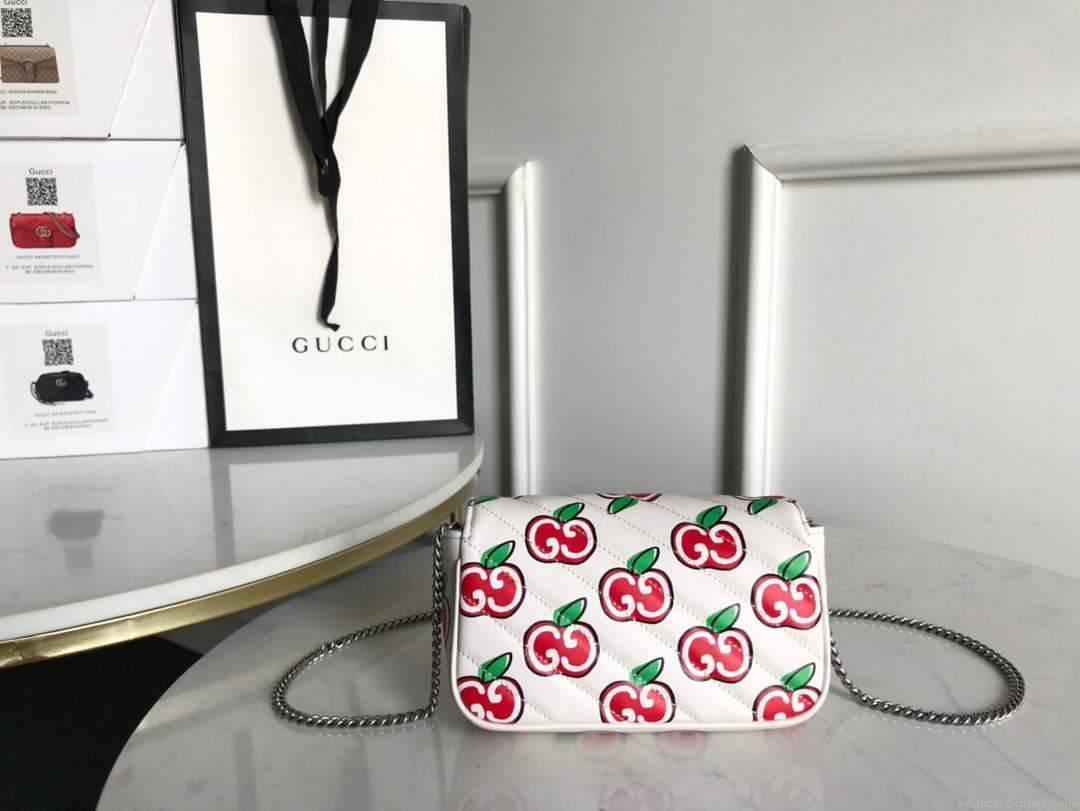 Gucci 447633 GG Marmont Super Mini Shoulder Bag White and Red