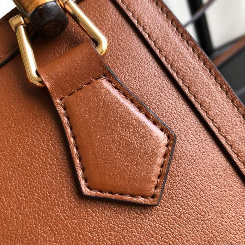 Gucci Diana Mini tote bag top handle bag Gucci 655661 Brown