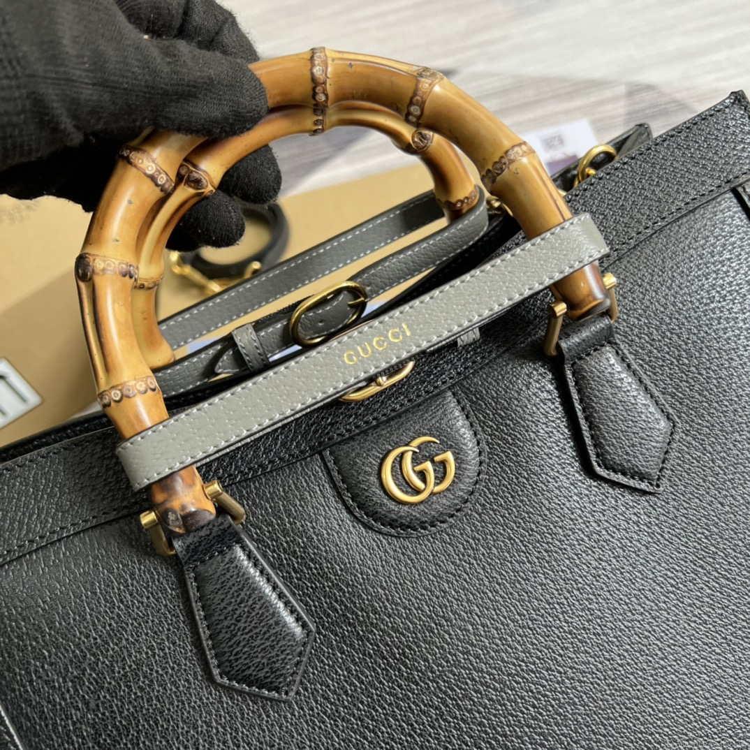 Gucci 678842 Diana medium tote bag Black