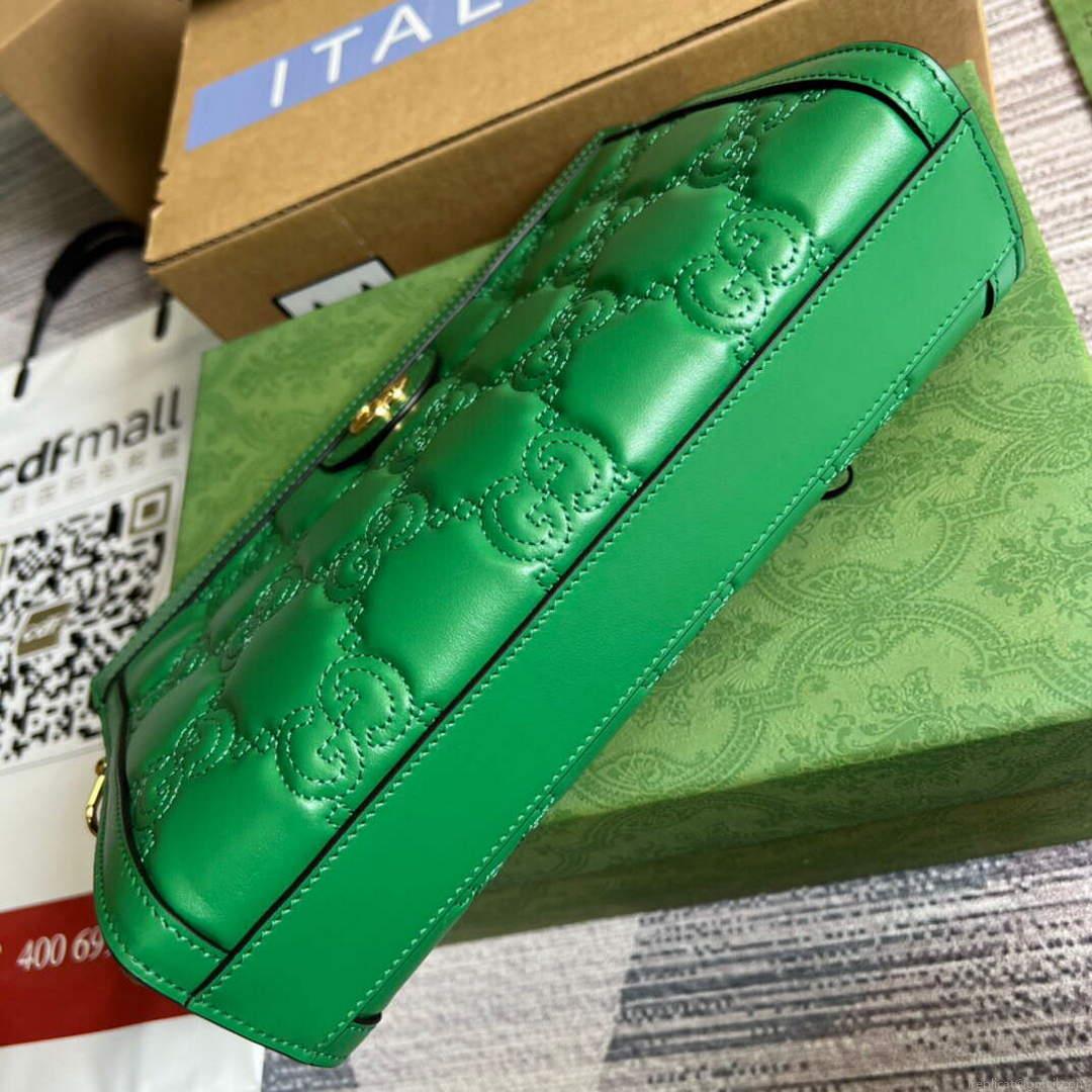 Gucci 702200 GG matelassé leather shoulder bag Green