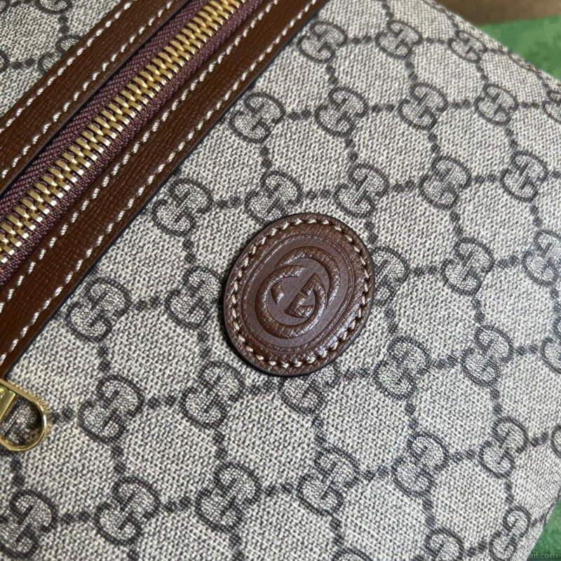 Gucci 681021 GG Supreme messenger bag Brown
