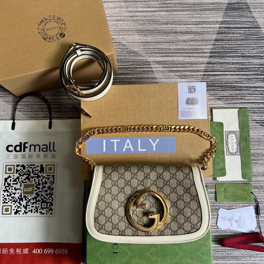 Gucci 699268 Gucci Blondie shoulder bag GG Supreme canvas White