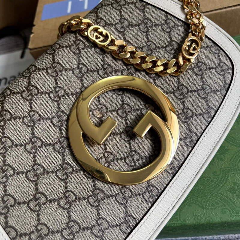 Gucci 699268 Gucci Blondie shoulder bag GG Supreme canvas White