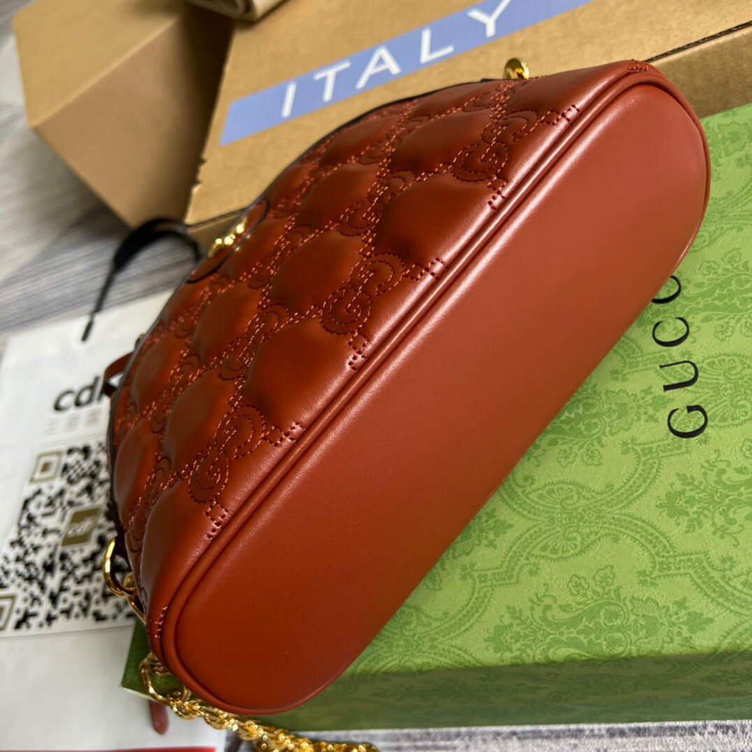 Gucci 702229 GG matelassé leather shoulder bag Light brown