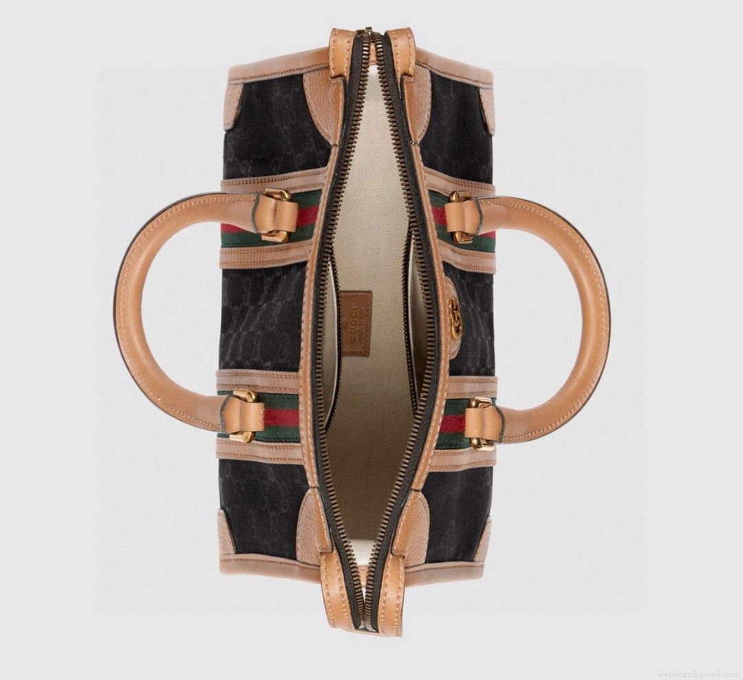 Gucci 715772 Small top handle bag with Double G Black